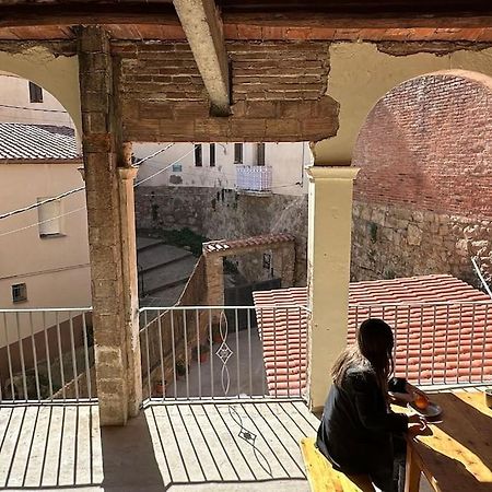 Habitacion Roca Foradada En Casa Cami De Les Aiguees Monistrol De Montserrat Kültér fotó