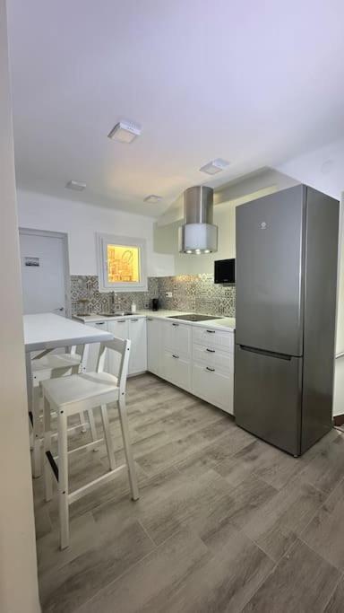 Habitacion Roca Foradada En Casa Cami De Les Aiguees Monistrol De Montserrat Kültér fotó