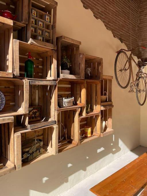 Habitacion Roca Foradada En Casa Cami De Les Aiguees Monistrol De Montserrat Kültér fotó